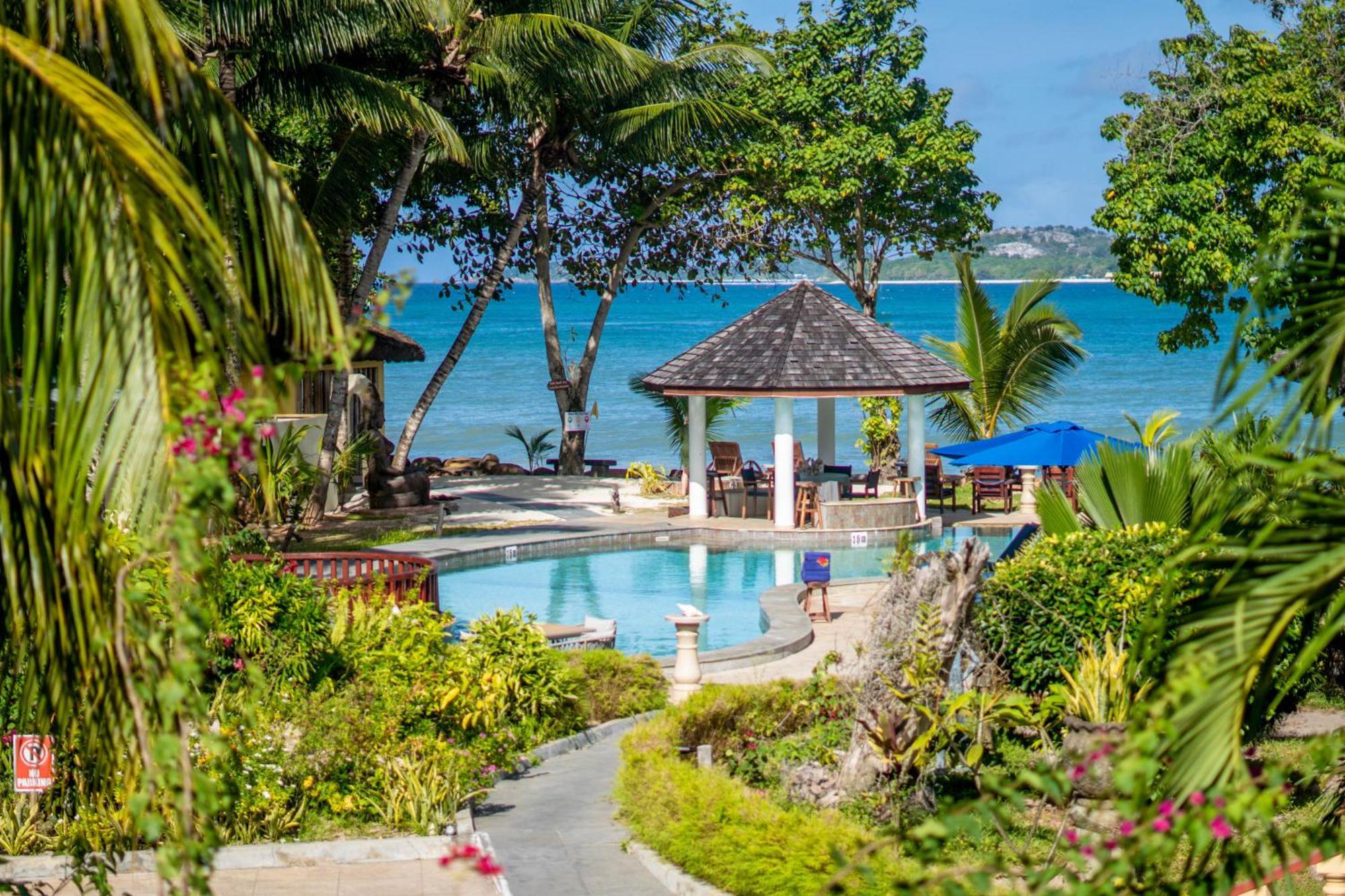 Castello Beach Hotel Grand Anse  Exterior photo